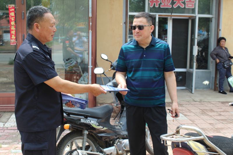 长发派出所深入开展防电信诈骗宣传活动